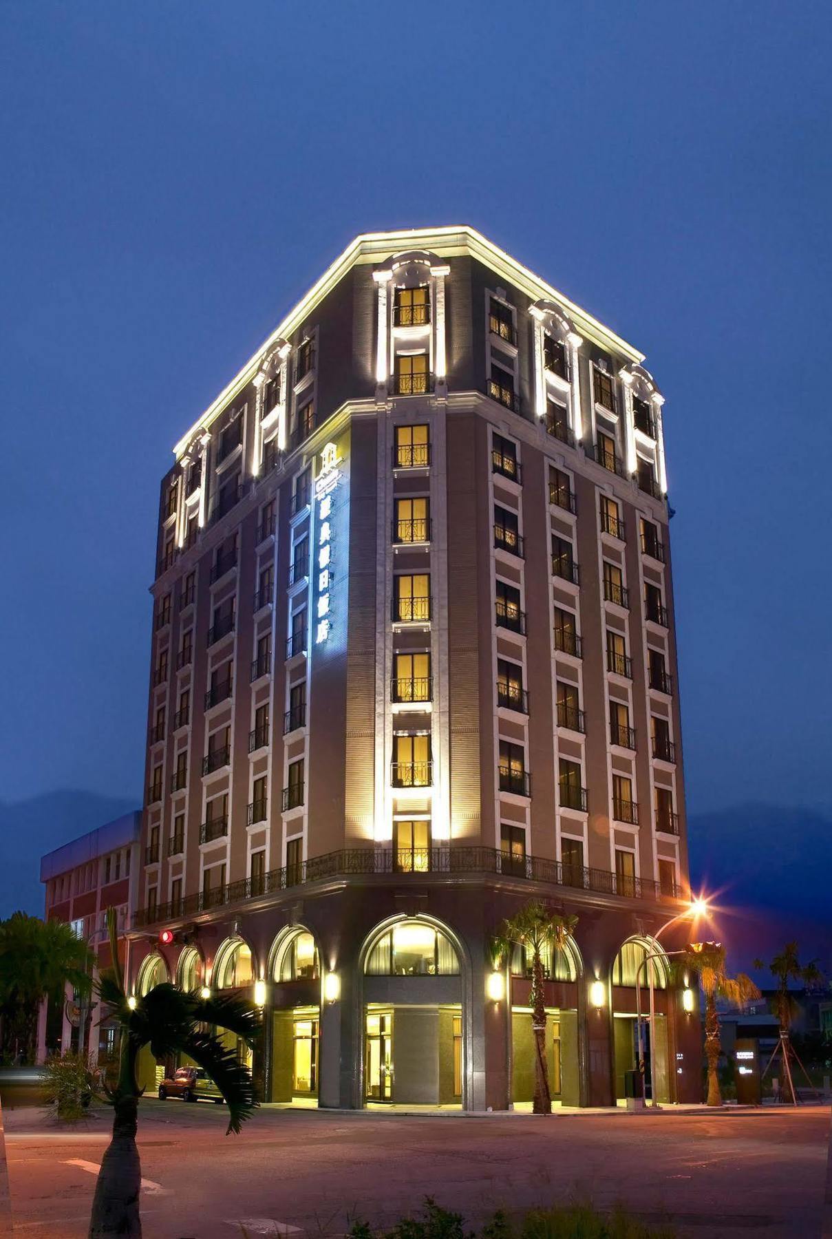 Classic City Resort Hualien City Exterior photo