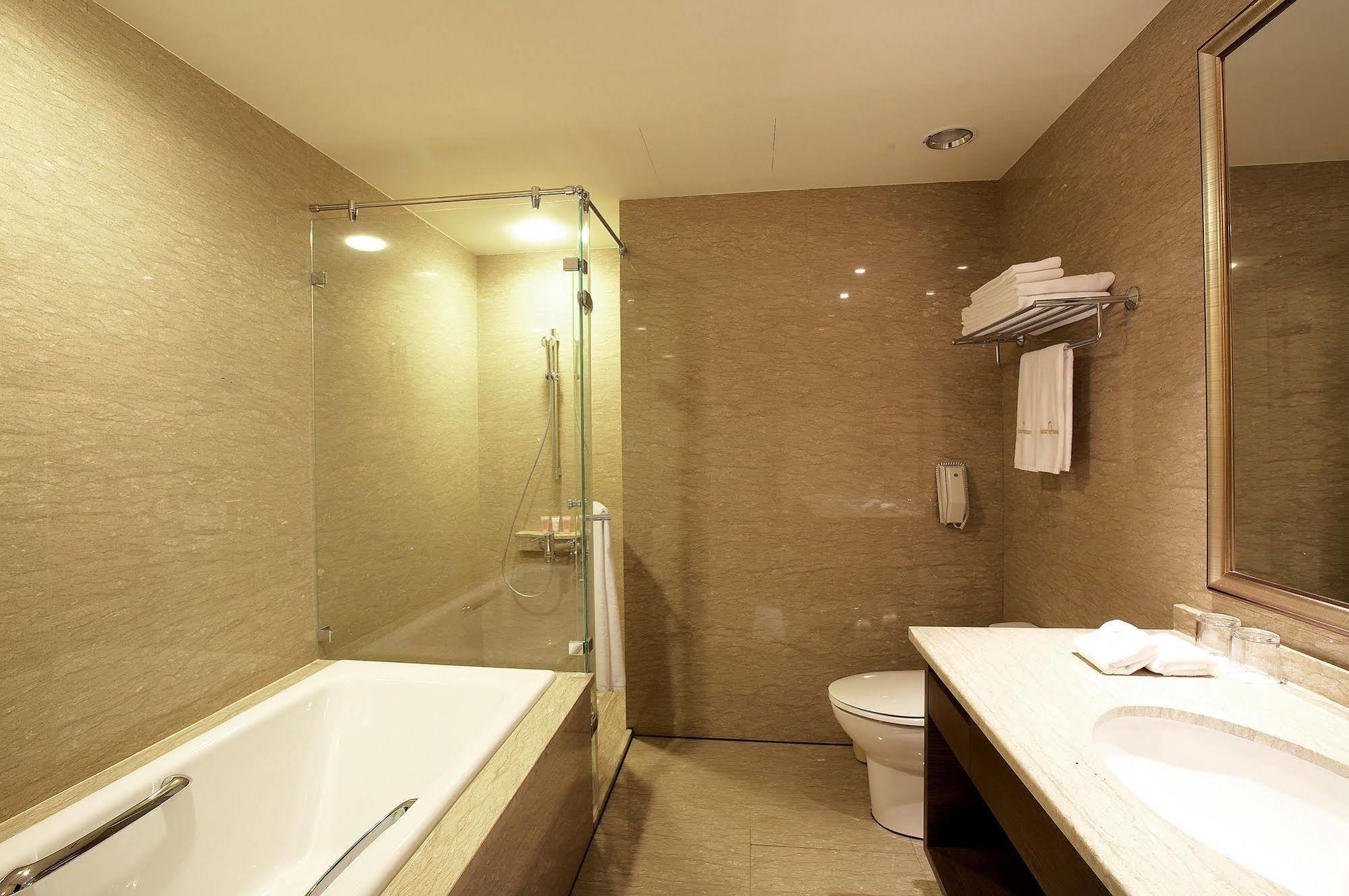 Classic City Resort Hualien City Exterior photo